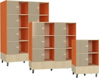 Kiosk Between dubbelzijdige tijdschriftentoren
